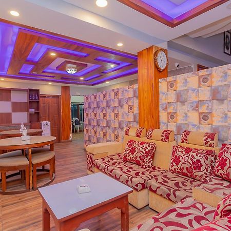 Oyo 799 Hotel Tik Tok Pvt Ltd. Katmandu Zewnętrze zdjęcie