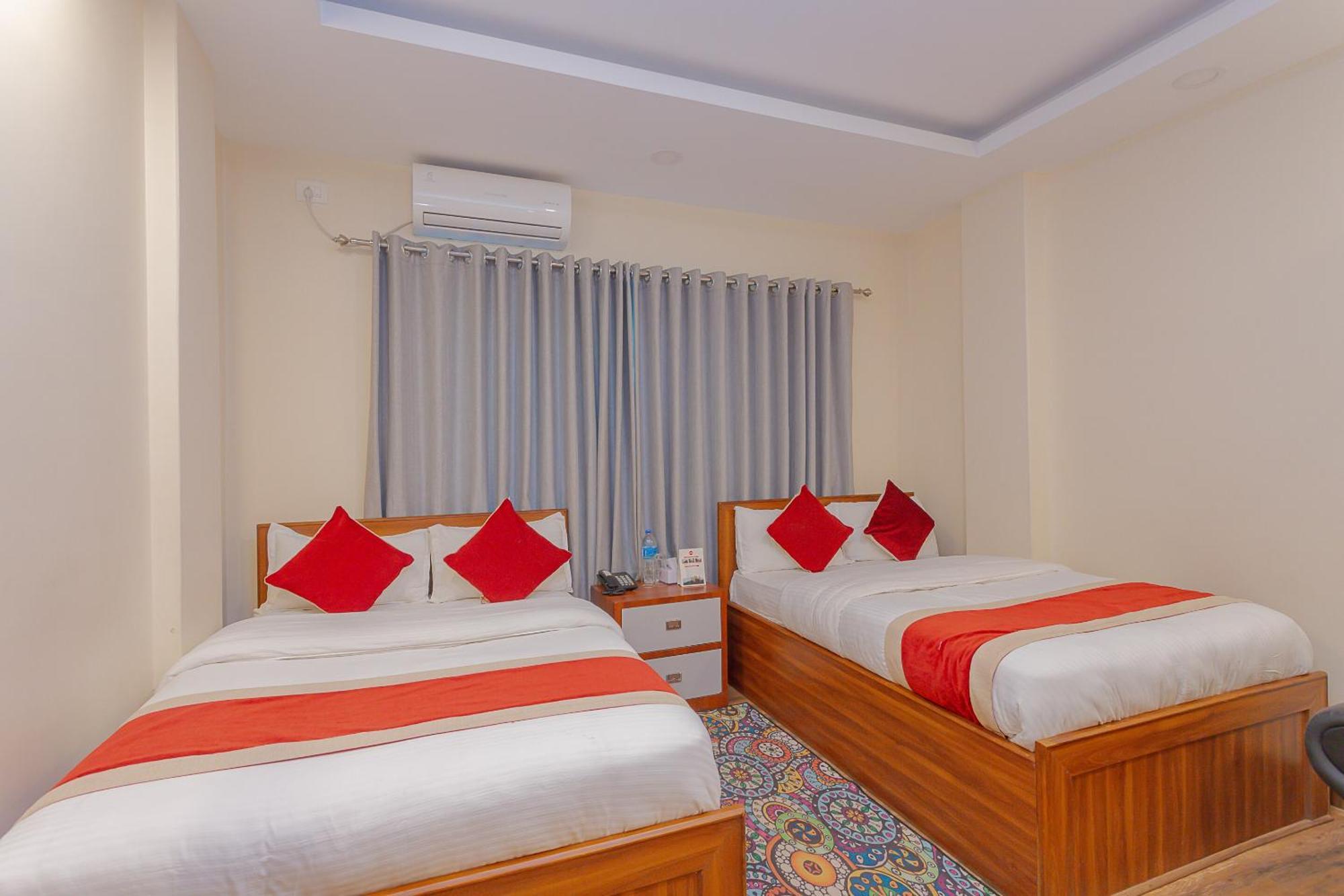 Oyo 799 Hotel Tik Tok Pvt Ltd. Katmandu Zewnętrze zdjęcie