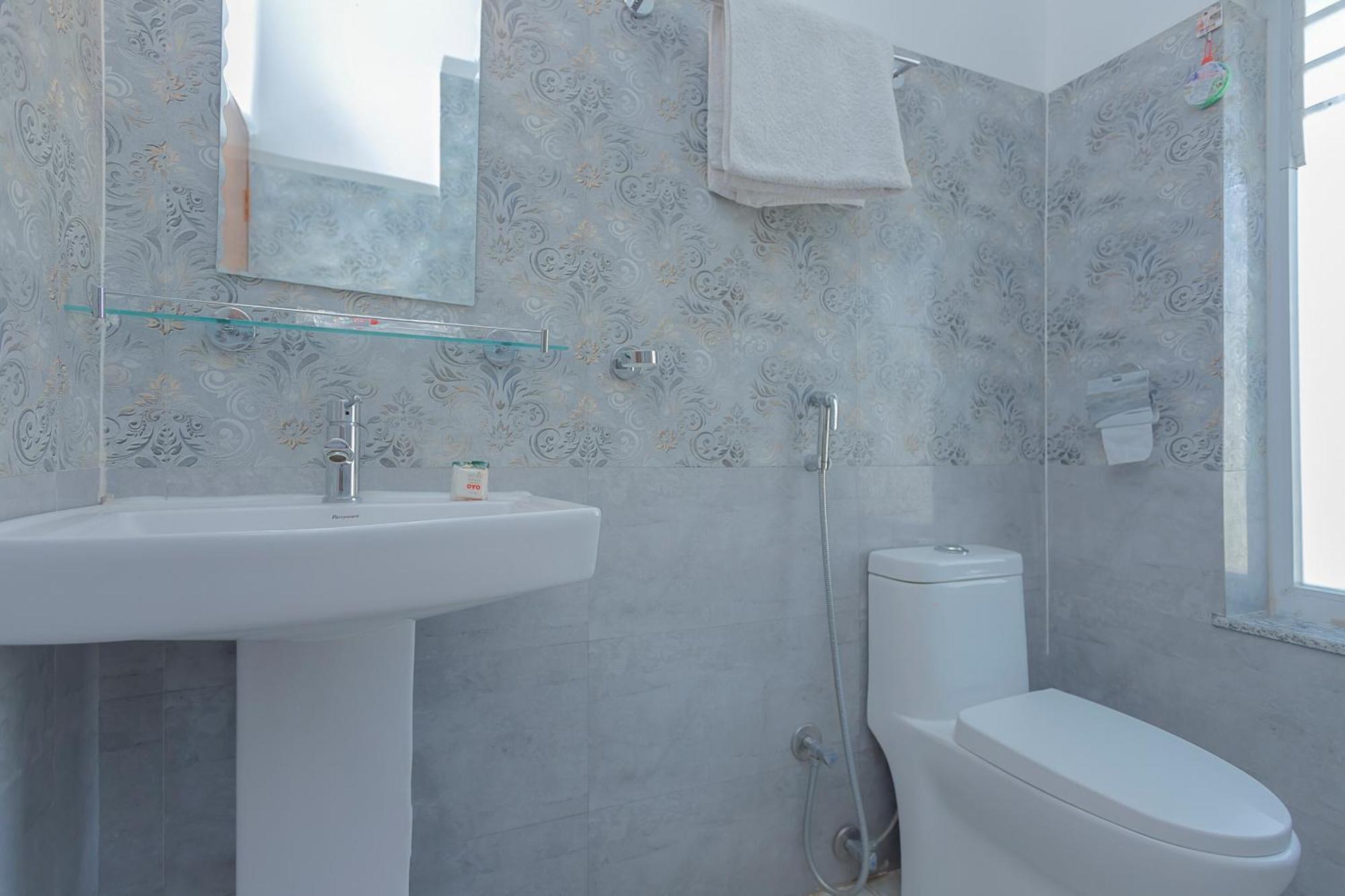 Oyo 799 Hotel Tik Tok Pvt Ltd. Katmandu Zewnętrze zdjęcie