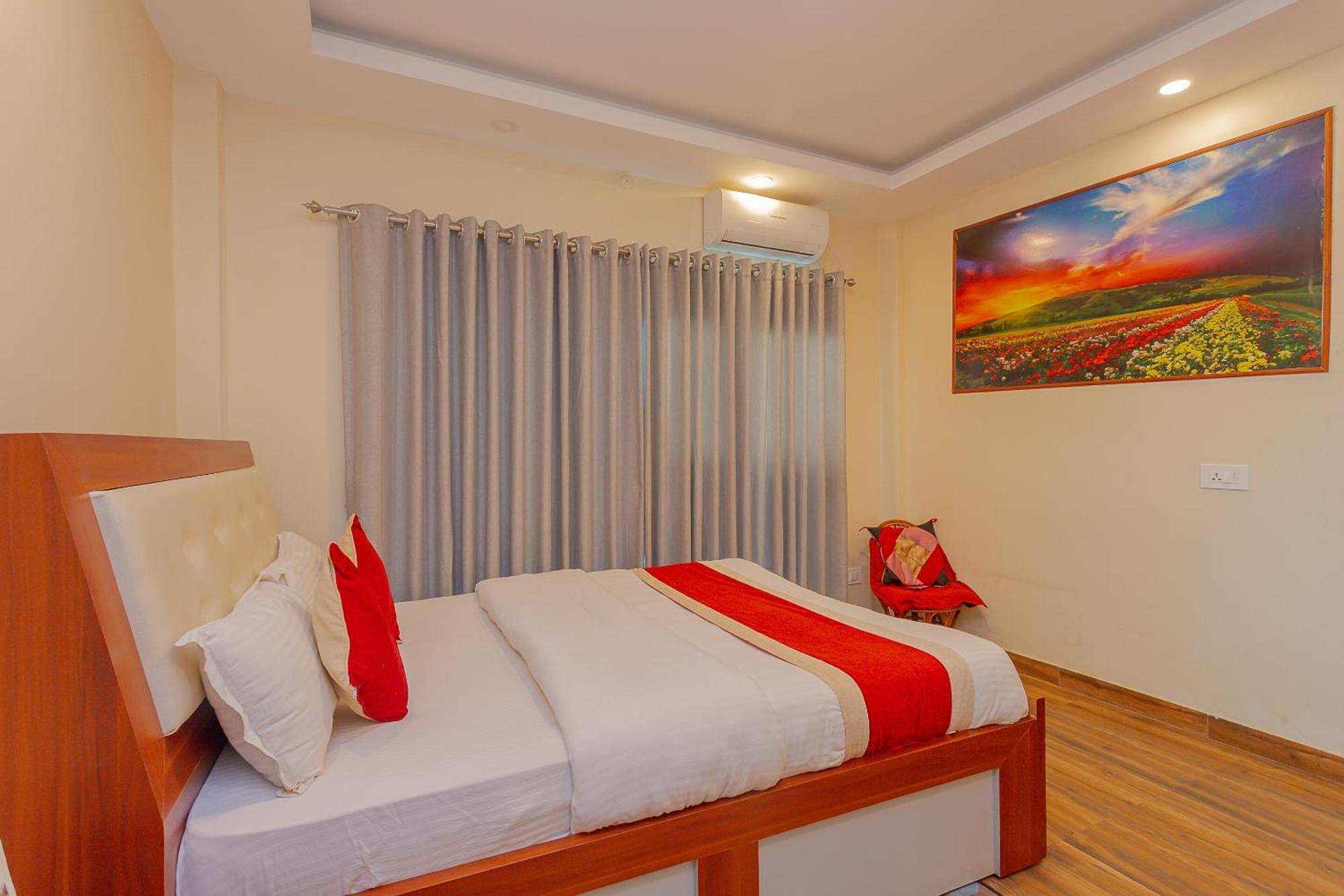 Oyo 799 Hotel Tik Tok Pvt Ltd. Katmandu Zewnętrze zdjęcie
