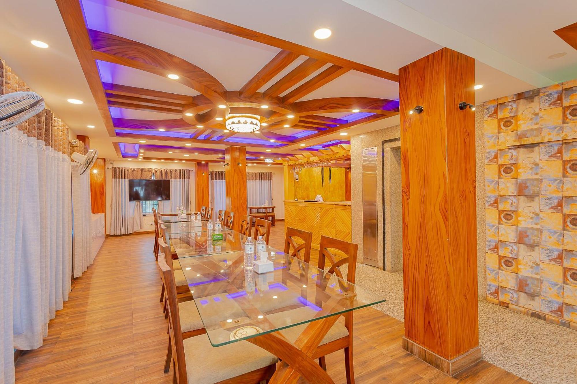 Oyo 799 Hotel Tik Tok Pvt Ltd. Katmandu Zewnętrze zdjęcie