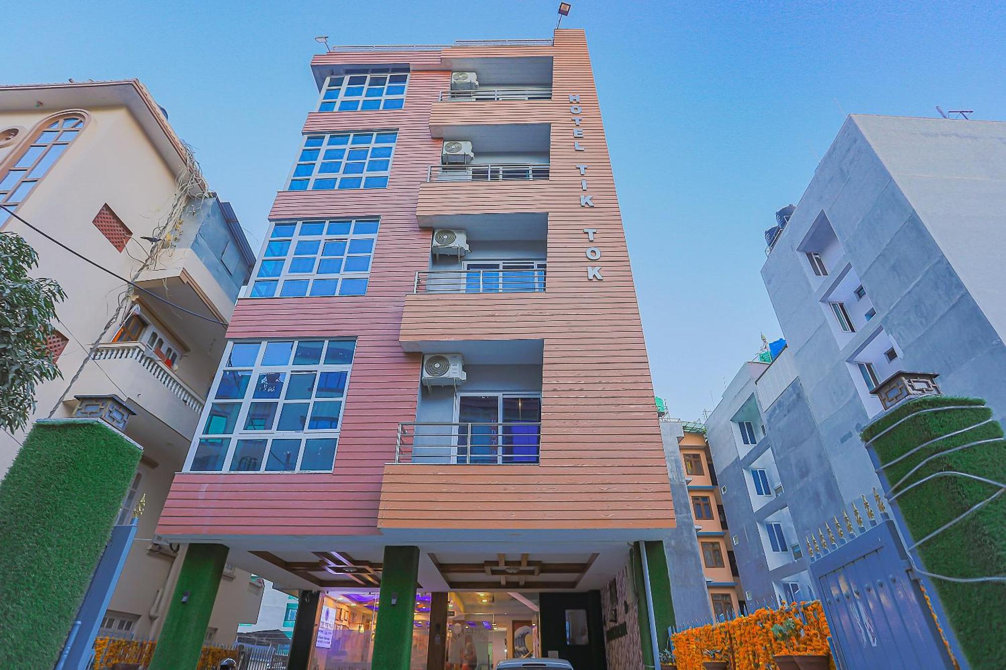 Oyo 799 Hotel Tik Tok Pvt Ltd. Katmandu Zewnętrze zdjęcie